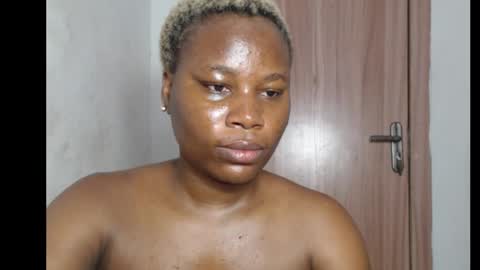 frekkymorelle online show from 17, 10, 2025