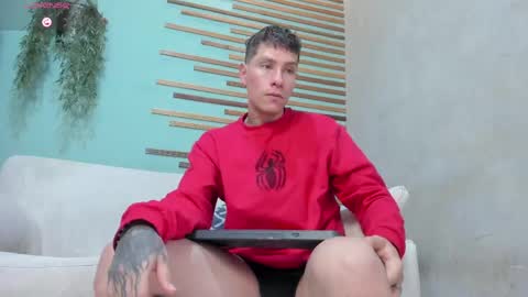 Snapshot of french_sexx chatting on 22, 4, 2026 Xavier online show from 22, 4, 2026