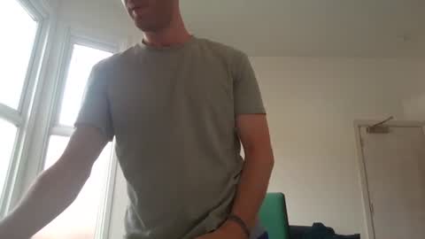 Snapshot of frenchbdmaninlondon chatting on 14, 6, 2026 Horny Paul online show from 14, 6, 2026