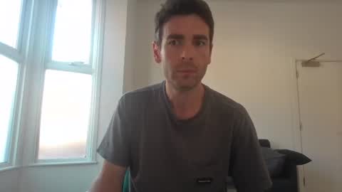 Snapshot of frenchbdmaninlondon chatting on 2, 7, 2026 Horny Paul online show from 2, 7, 2026