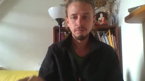 frenchyshy_ online show from 14, 4, 2026