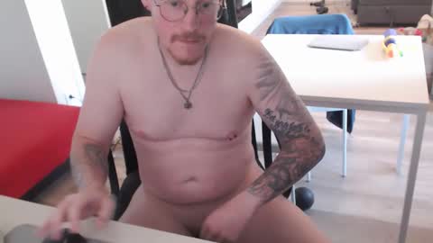 Frenumpa86 online show from 14, 9, 2025