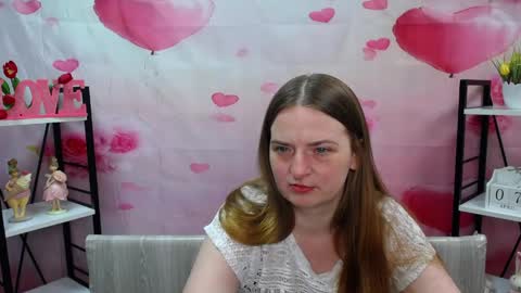 Snapshot of freyadak chatting on 8, 4, 2026 FreyaDak online show from 8, 4, 2026