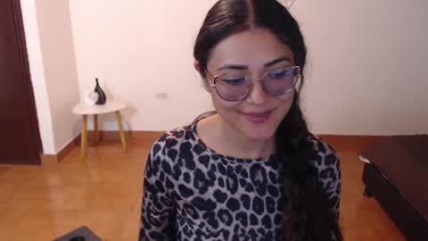 freyarouge online show from 31, 5, 2026