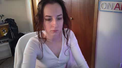 Snapshot of freythegemini chatting on 18, 12, 2024 FreyaTheGemini online show from 18, 12, 2024