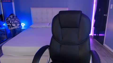 frida_lassi_ online show from 23, 1, 2025