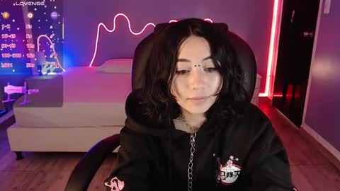 frida_lassi_ online show from 11, 2, 2025