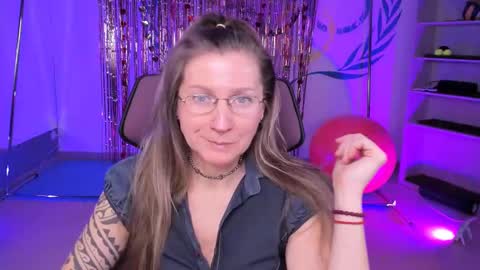 Snapshot of fridatander chatting on 20, 2, 2025 Frida Tander online show from 20, 2, 2025