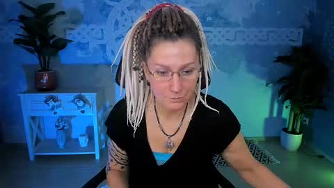 Frida Tander online show from 7, 1, 2026