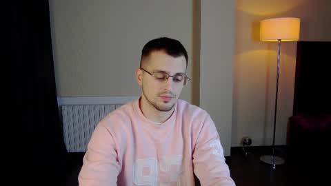 Viktor online show from 9, 3, 2025