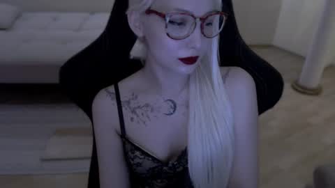 Snapshot of fromsun_forsoul chatting on 17, 6, 2026 Lilith online show from 17, 6, 2026