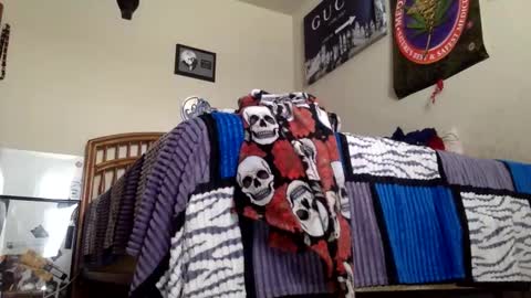 Snapshot of fromthabac chatting on 15, 4, 2026 fromthabac online show from 15, 4, 2026