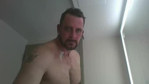 frostydhoman1221 online show from 7, 3, 2025