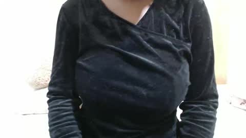 fruity28 online show from 2, 12, 2025