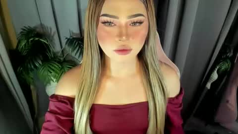 Snapshot of fuckdoll_rain chatting on 5, 6, 2026 R A I N M O R A L E S G M A I L . C O M online show from 5, 6, 2026