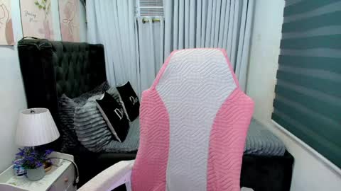 Snapshot of fuckingnaughtyjayde chatting on 11, 5, 2026 JAYDE MARRIE online show from 11, 5, 2026