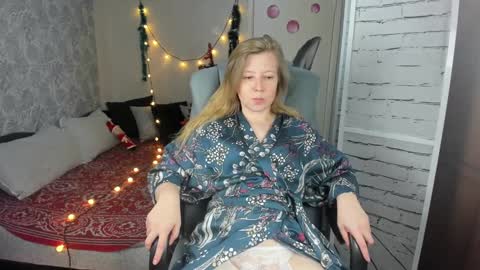 Snapshot of funny_bunny4 chatting on 11, 1, 2025 funny_bunny4 online show from 11, 1, 2025