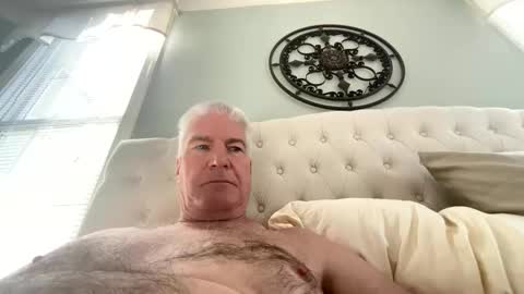 Snapshot of funoldguy1234 chatting on 19, 11, 2025 Funoldguy online show from 19, 11, 2025