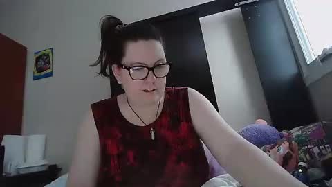 fuzzypeaches87 online show from 21, 12, 2025