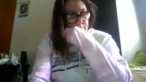 fuzzypeaches87 online show from 23, 3, 2026