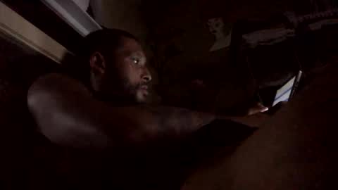 Snapshot of fvvkboyy chatting on 18, 10, 2025 fvvkboyy online show from 18, 10, 2025