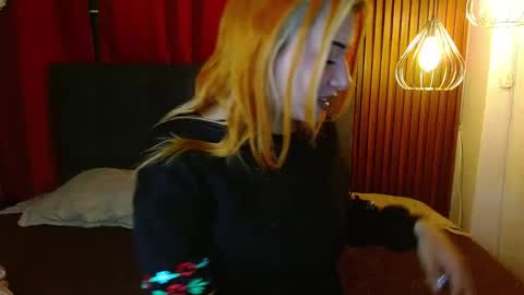 FIRE AND FOX online show from 4, 4, 2026