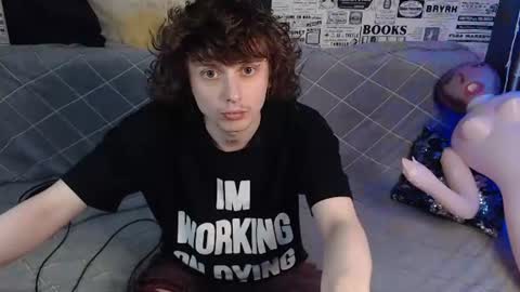 Snapshot of g1vememoney chatting on 26, 6, 2026 Ian online show from 26, 6, 2026