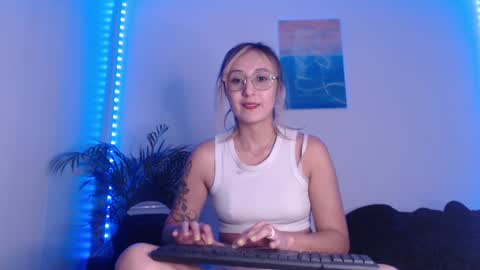 Snapshot of gabb_rioss chatting on 15, 1, 2025 Gabriela online show from 15, 1, 2025