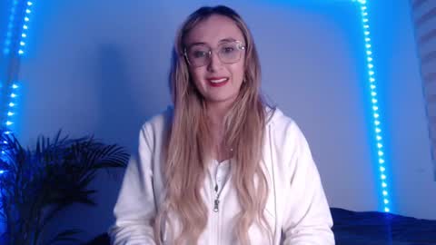 Snapshot of gabb_rioss chatting on 7, 3, 2025 Gabriela online show from 7, 3, 2025