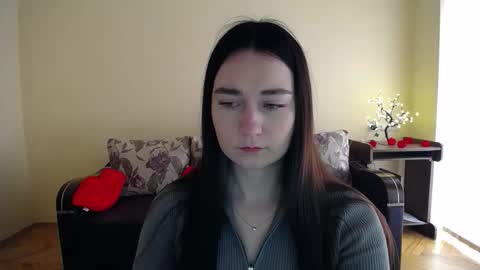 Jaklin online show from 7, 4, 2026