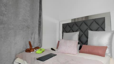 Snapshot of gabi_gonzales chatting on 5, 2, 2025 Instagram soygabi g online show from 5, 2, 2025