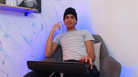 GABRIEL online show from 15, 4, 2026