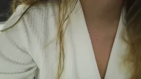 Snapshot of gabriela_miller_2 chatting on 22, 7, 2026 Gabriela Miller online show from 22, 7, 2026