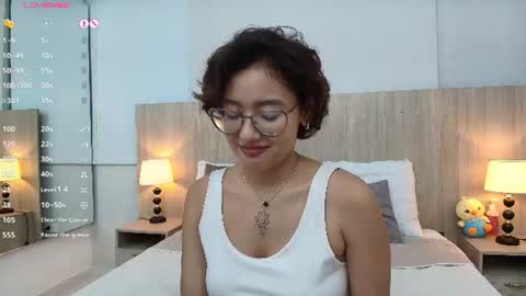 Snapshot of gabriela_vargas chatting on 7, 7, 2026 Gabriela Vargas online show from 7, 7, 2026