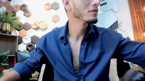 gabrieldraven online show from 8, 10, 2025