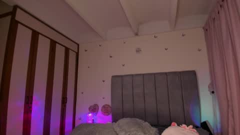 Snapshot of gabrielladurandd chatting on 15, 12, 2025 Gaby online show from 15, 12, 2025