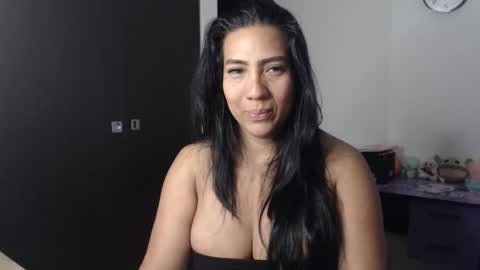 Snapshot of gaby_bluexx chatting on 18, 4, 2026 Gaby Blue online show from 18, 4, 2026