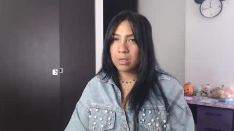 Snapshot of gaby_bluexx chatting on 4, 5, 2026 Gaby Blue online show from 4, 5, 2026
