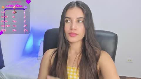 Snapshot of gaby_olsen chatting on 25, 10, 2025 Gabriela online show from 25, 10, 2025