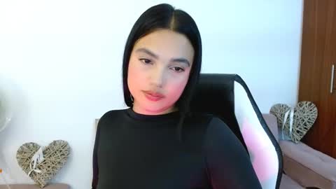 My name is Gabriela.. nice to meet you thumbs up please its very important to me online show from 17, 10, 2025