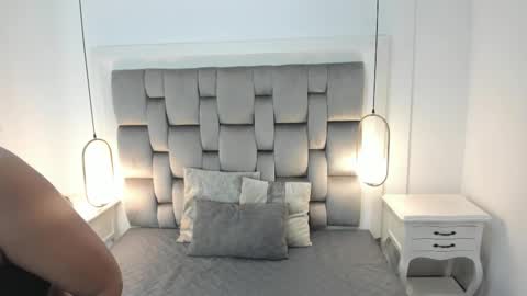 GABRIELA  online show from 14, 11, 2025