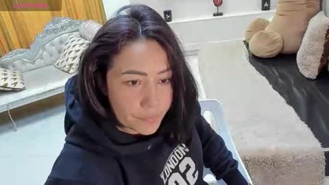 Snapshot of gaby_trent chatting on 24, 4, 2026 gabriela online show from 24, 4, 2026