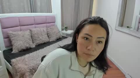 Snapshot of gaby_trent chatting on 27, 5, 2026 gabriela online show from 27, 5, 2026