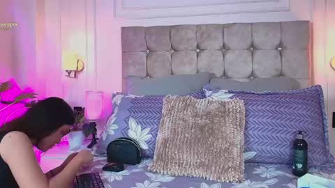 GabyEvans online show from 17, 4, 2026