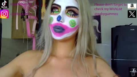 gabygumms online show from 13, 9, 2025