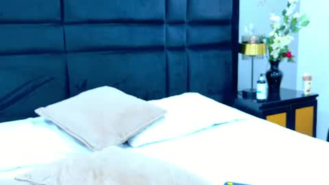 Snapshot of gabymoreau chatting on 1, 7, 2026 gabymoreau online show from 1, 7, 2026