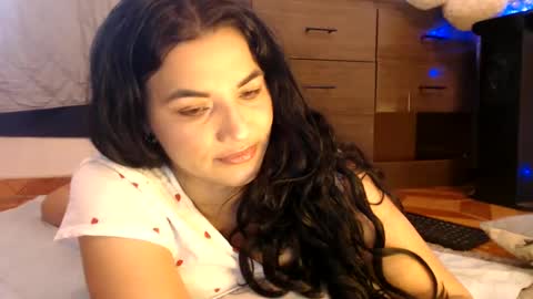 Snapshot of gabysot chatting on 10, 2, 2025 gabysot online show from 10, 2, 2025