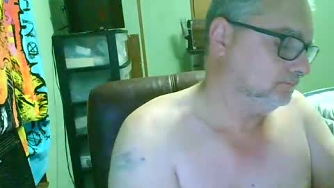 Snapshot of gadude45 chatting on 13, 7, 2026 gadude45 online show from 13, 7, 2026