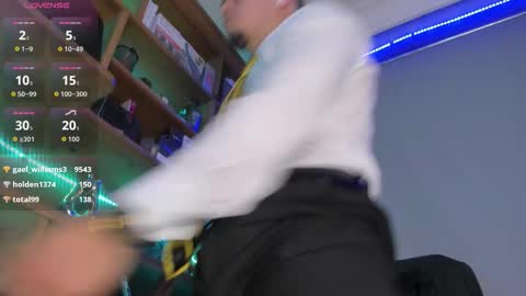 gael_williams3 online show from 1, 10, 2025