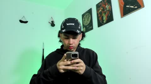 Gael Conner online show from 27, 12, 2024